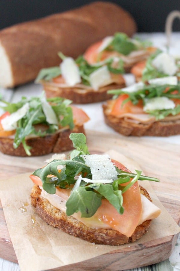 Whole Wheat Smoked Turkey Bruschetta - The Bitter Side of Sweet #OscarMayerNatural #sponsored