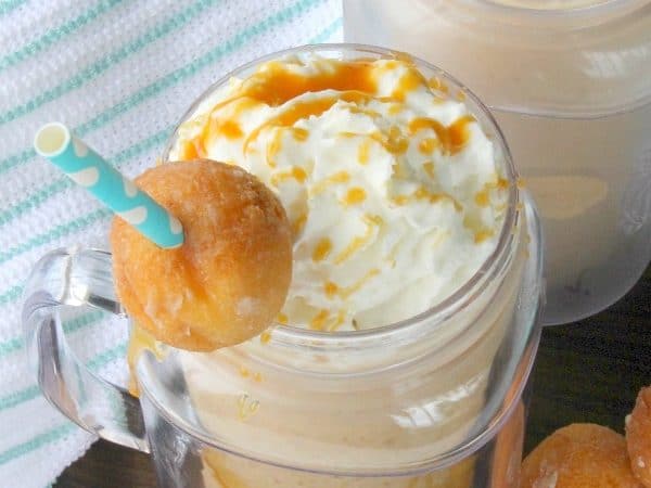 Salted Caramel Donut Holes Frappe | The Bitter Side of Sweet #ad #FrappeYourWay