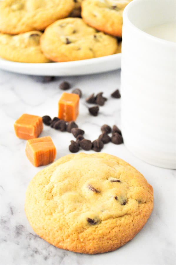 Chocolate Chip Caramel Cookies with chocolate chips