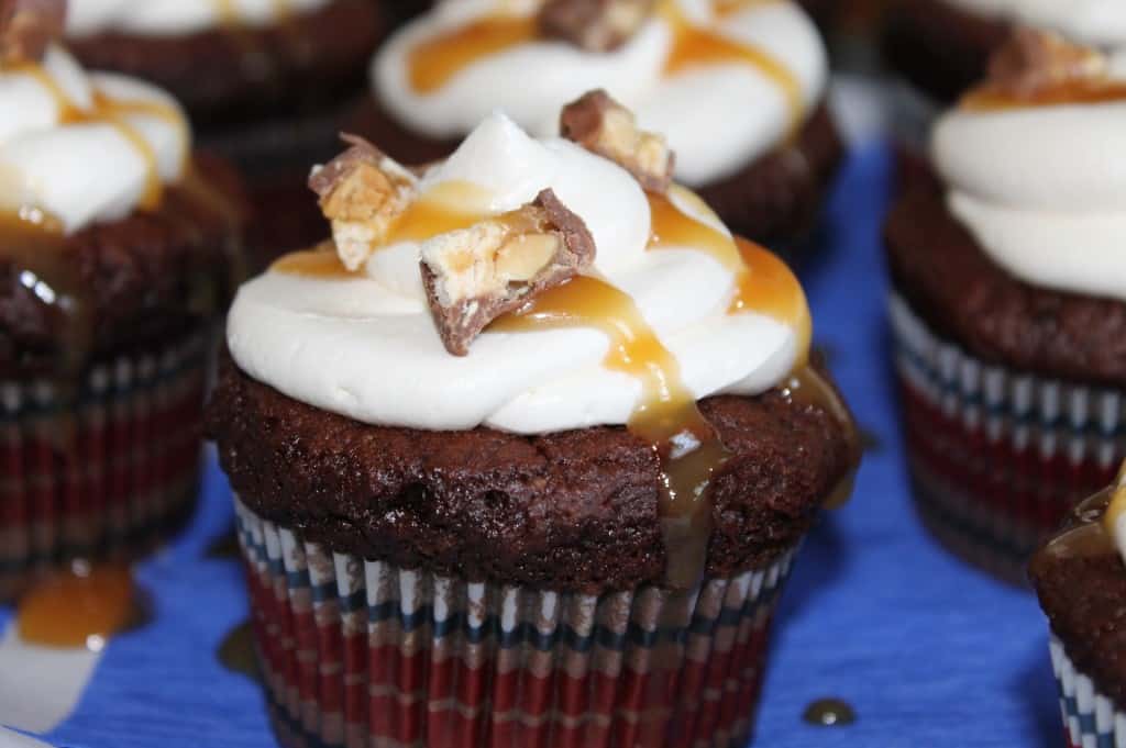 Snickers Cupcakes