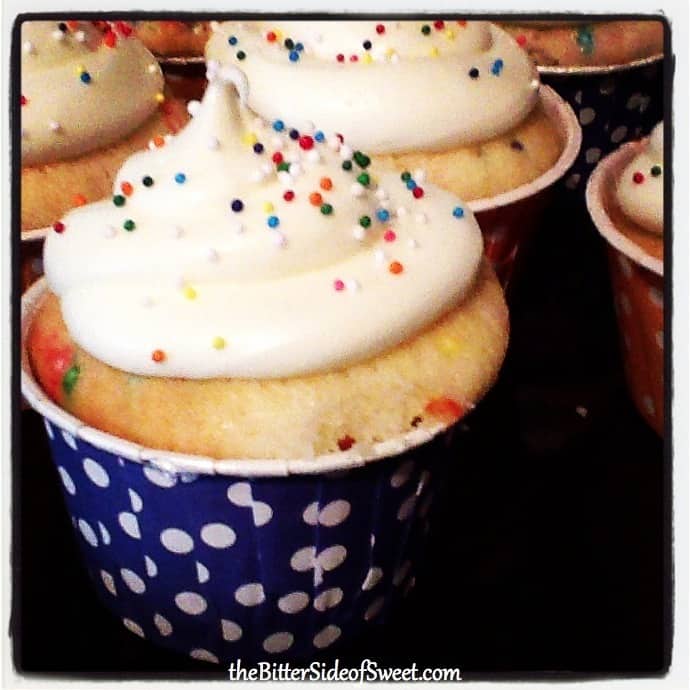 Funfetti Cake Mix Cupcakes