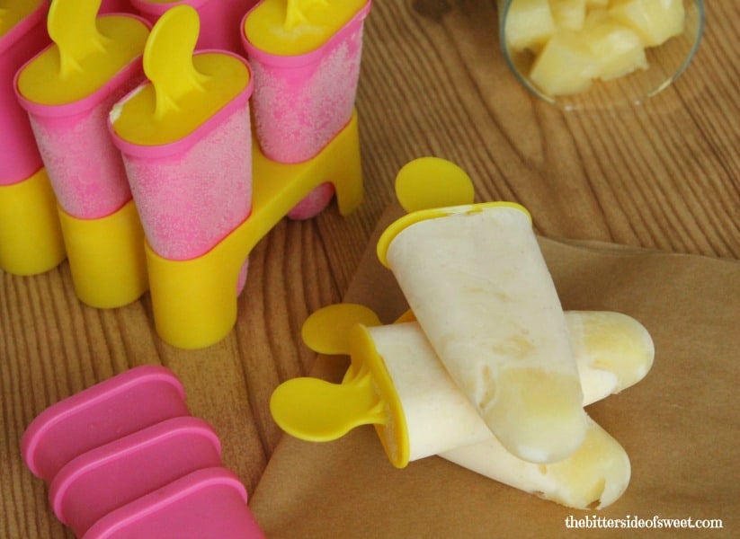 Pineapple Yogurt Popsicles - a healthy frozen dessert or snack (or breakfast!) | cupcakesandkalechips.com | #pops #greekyogurt #glutenfree