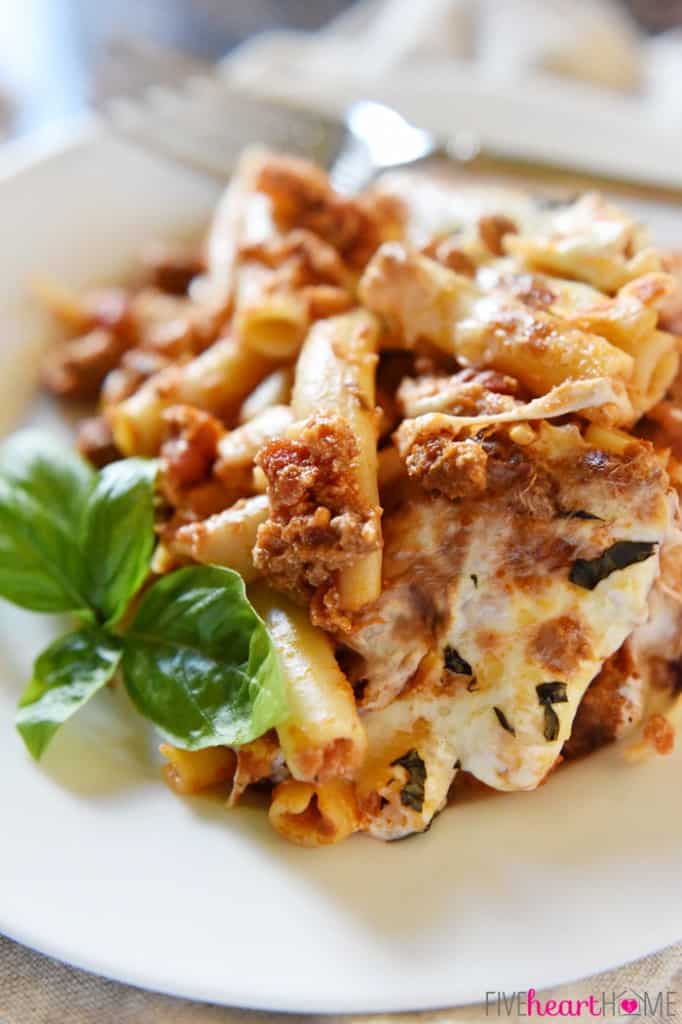 Baked-Ziti-Easy-Cheesy-by-Five-Heart-Home_700pxZoom