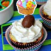 Butterfinger Cheesecake Brownie Bites