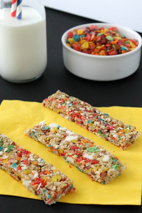 Fruity Pebbles Granola Bars - theBitterSideofSweet