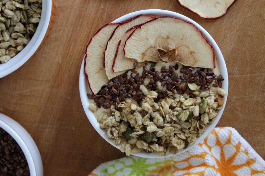 Homemade Acai Bowl - The Suburban Soapbox