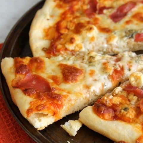 Blue Cheese Prosciutto Pizza