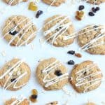 White Chocolate Oatmeal Raisin Cookies |The Bitter Side of Sweet #cookies #ChristmasCookies