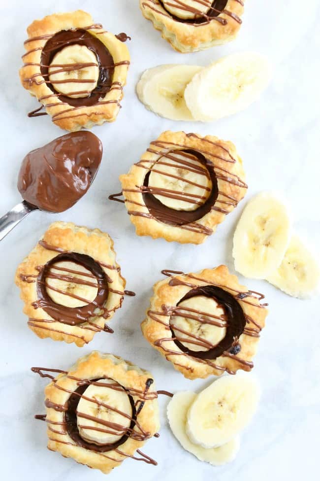 Banana Nutella Puff Pastry Cups | The Bitter Side of Sweet #nutella #puffpastry #chocolate #banana #dessert