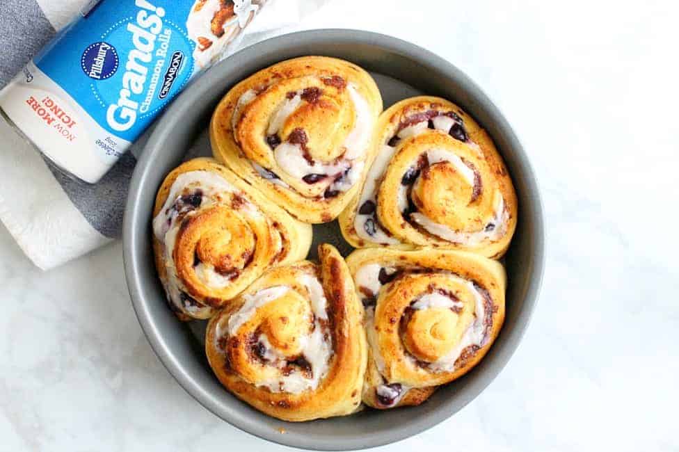 Lemon Blueberry Cheesecake Cinnamon Rolls | The Bitter Side of Sweet #ad #PillsburySpringBaking #lemon #blueberry #breakfast