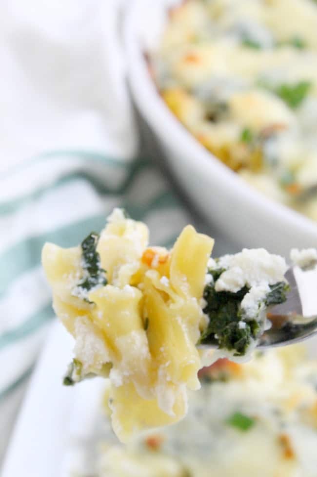 Spinach Ricotta Pasta Bake | The Bitter Side of Sweet #spinach #pasta #SundaySupper