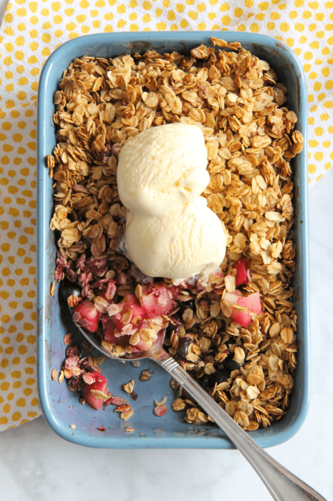 Apple Blueberry Crisp in blue dish