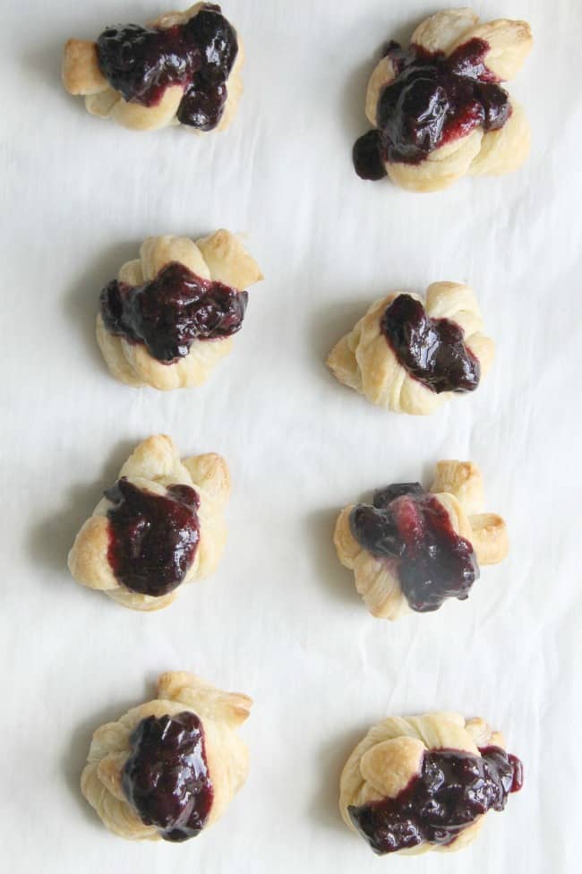 Easy Puff Pastry Blueberry Knots Picture