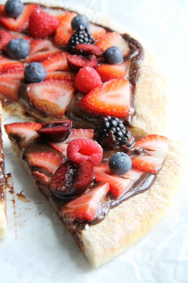 Mixed Berry Fruit Pizza 