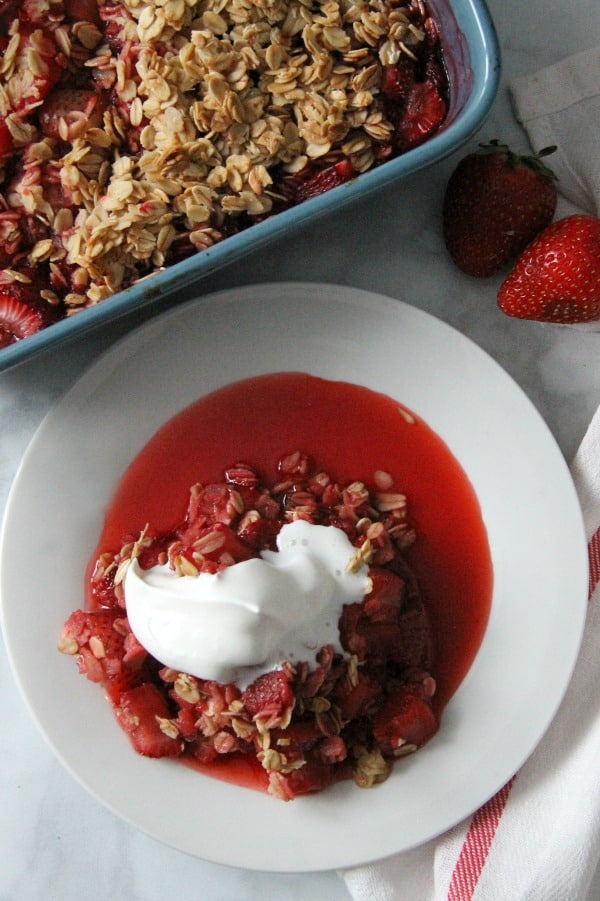 Easy Strawberry Crisp Recipe