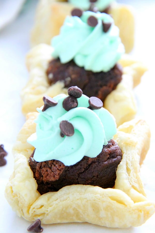Mint Chocolate Brownie Cups on white background