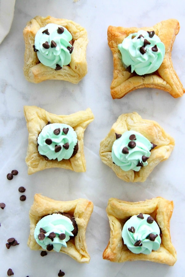 Mint Chocolate Brownie Cups on white background