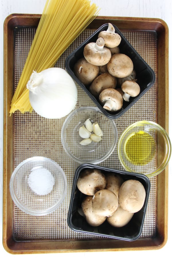 Mushroom Pasta ingredients