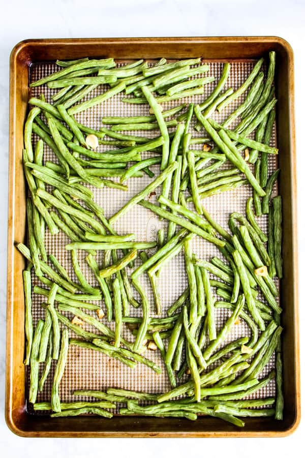 Sheet Pan Roasted Green Beans cooked on sheet pan