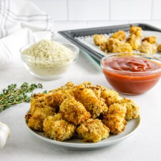 air fryer fish nuggets on plate.